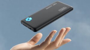 Get a 10,000mAh Power Bank Capable of Fast Charging a Nintendo Switch for Under $13